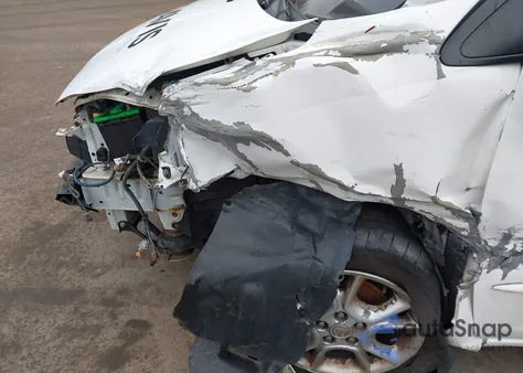 2005 Toyota Sienna Le from USA, damaged, VIN 5TDBA23C35S051343